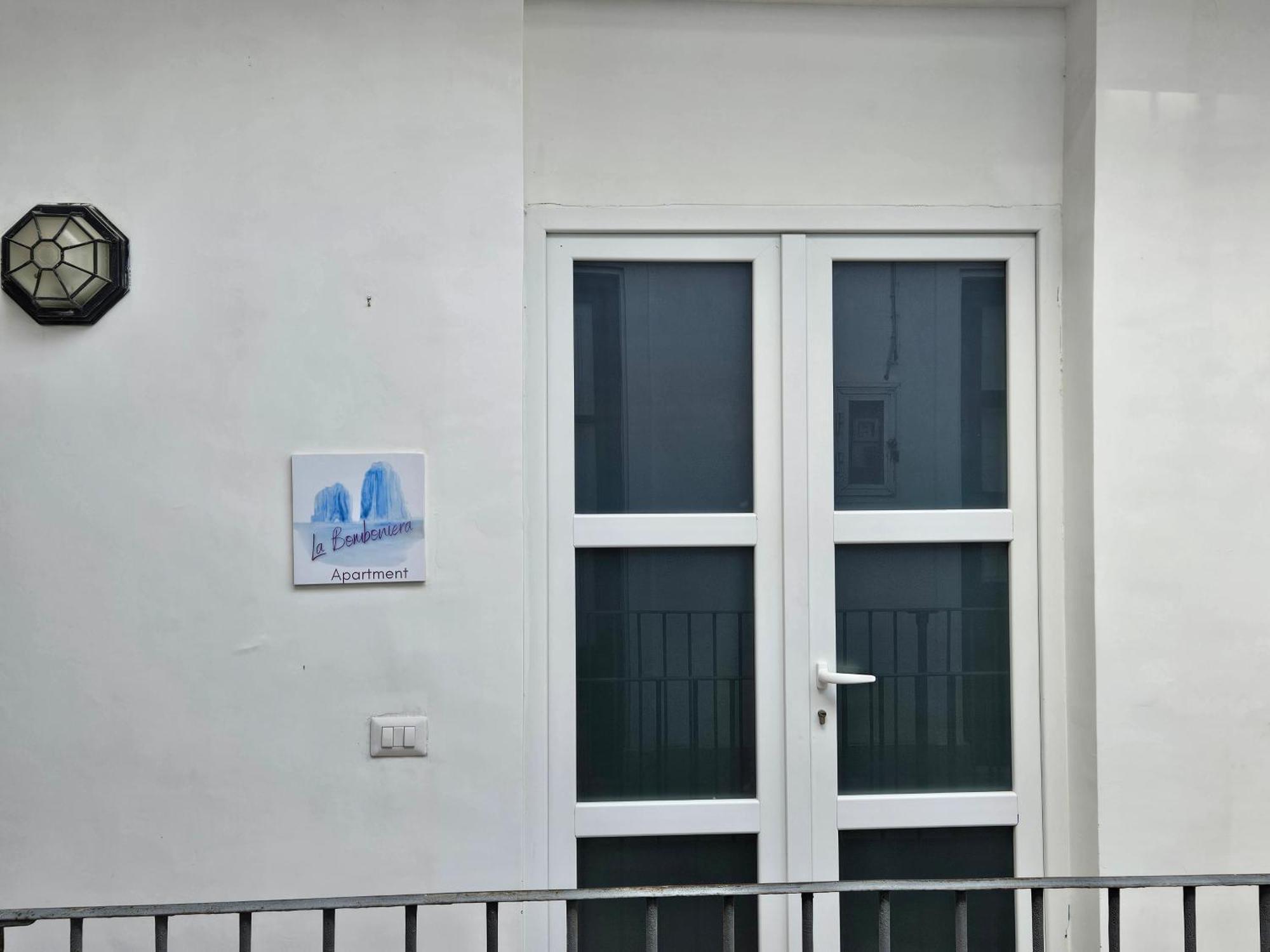 La Bomboniera Apartment Capri Luaran gambar